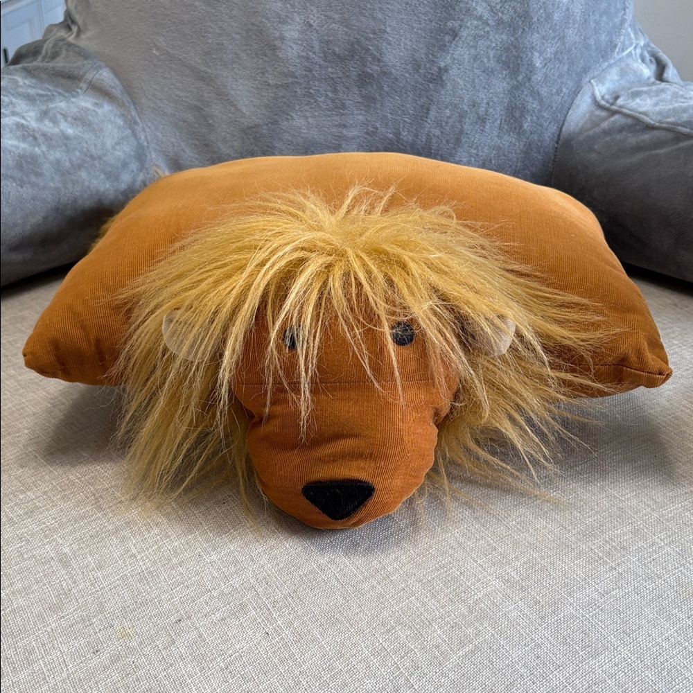 Pier 1 Imports Tan Courderoy Lion Pillow Pet with Furry Mane and Tail 15.5”x12”